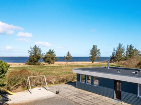 Spacious Holiday Home in Hemmet with Large Lawn